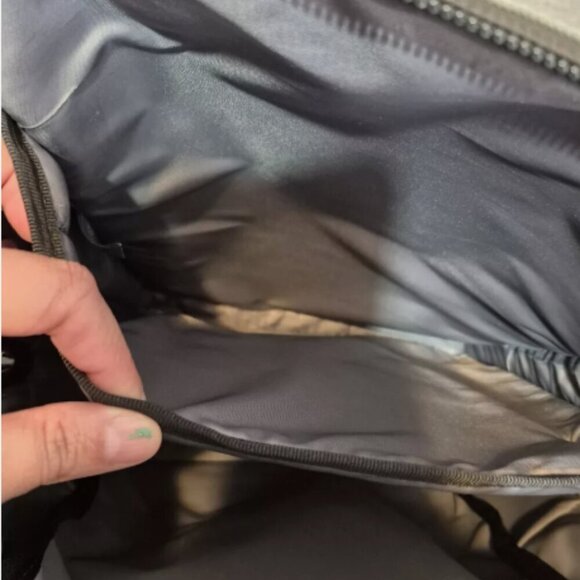 Chrome Industries Gray Black Laptops Pocket Zip Around Hondo 21L Backpack - Picture 9 of 13